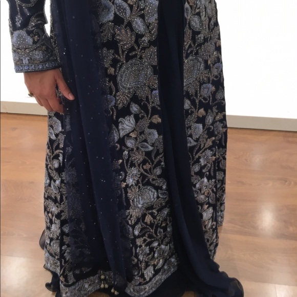 Heavy embroidered gown. Navy blue. Brand new. - Picture 13 of 14